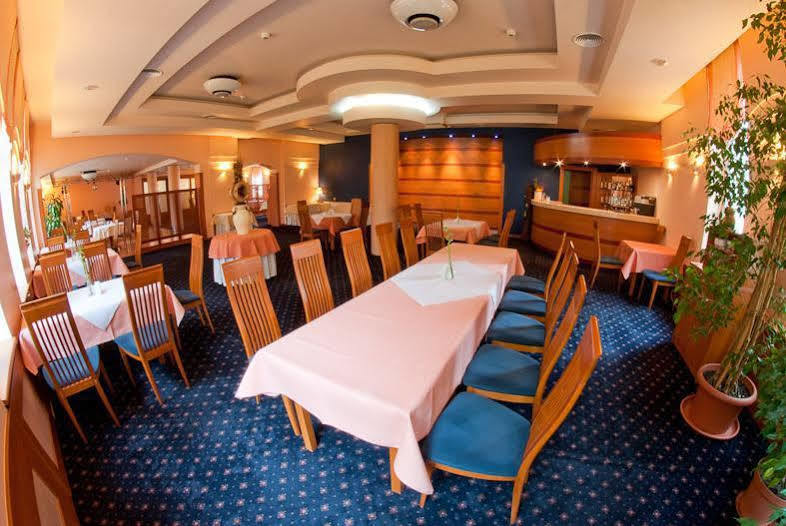Hotel Naramowice Poznan Restaurant photo