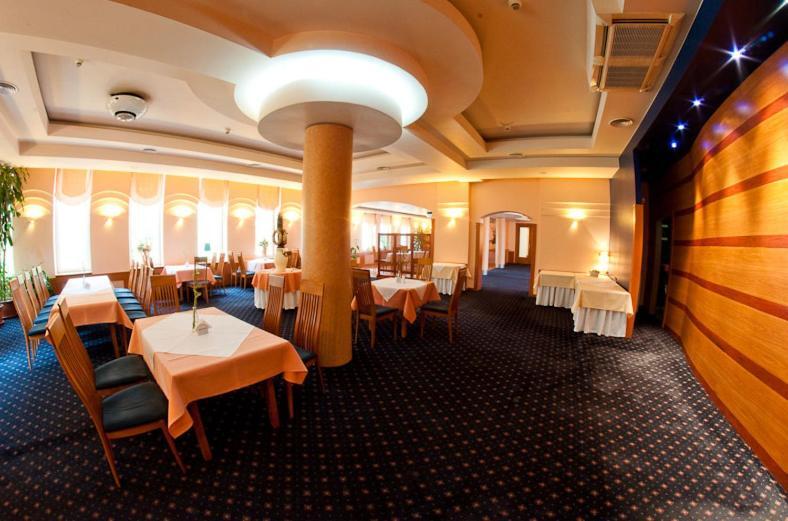 Hotel Naramowice Poznan Restaurant photo